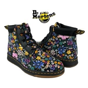 Dr. Martens Women’s 6 Newton Wonderlust Floral Boots Lightweight Lace‎ Up